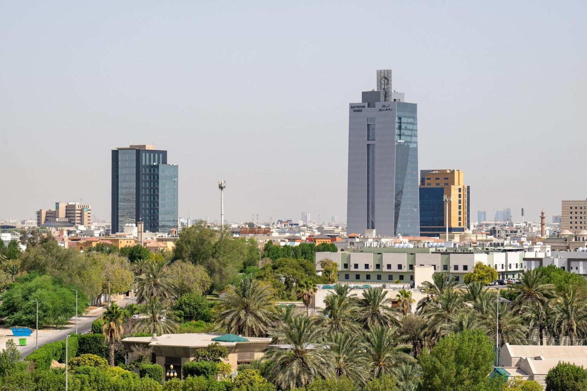 فندق كارلتون المعيبد 5*