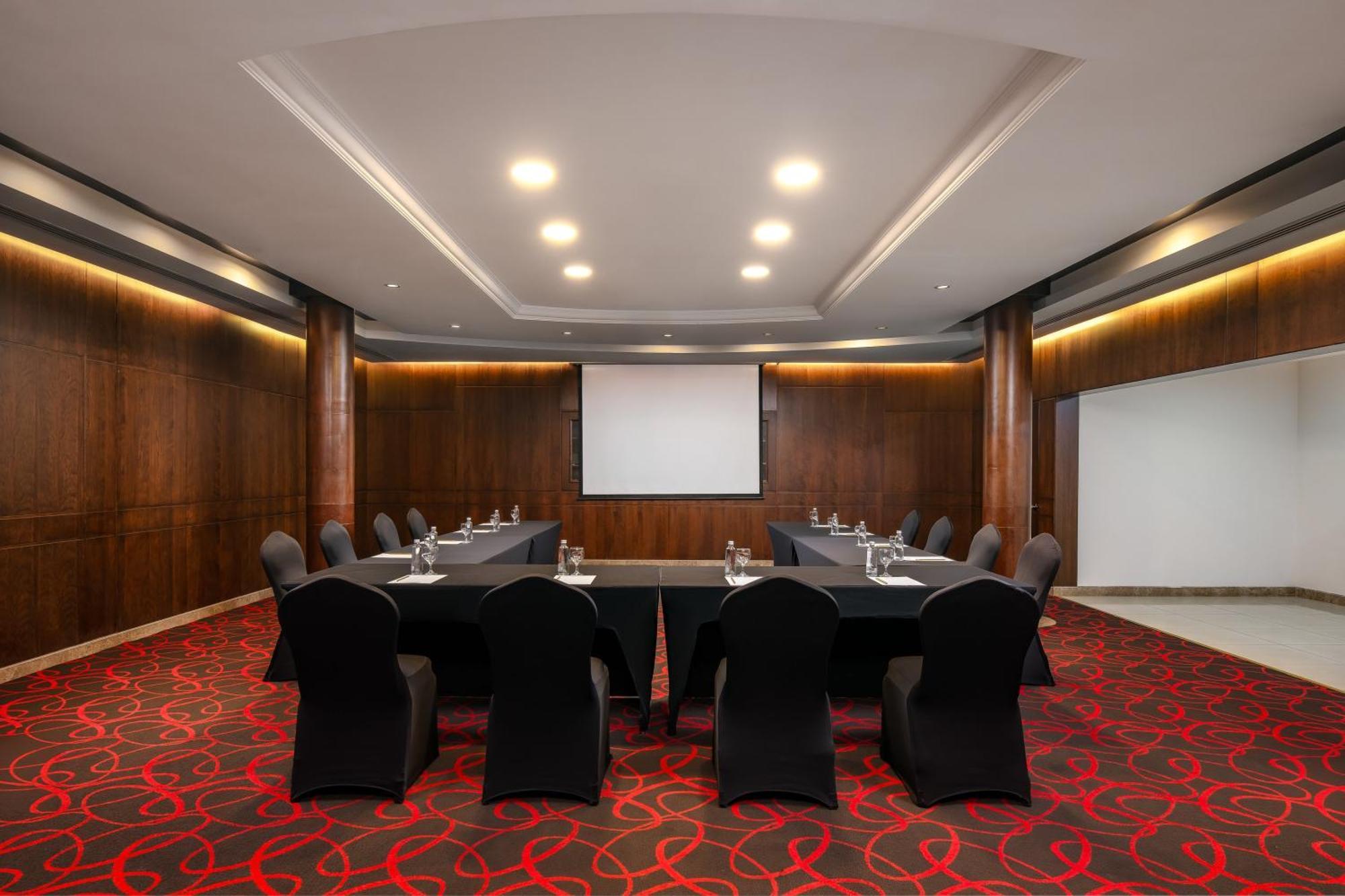 Carlton Al Moaibed Hotel