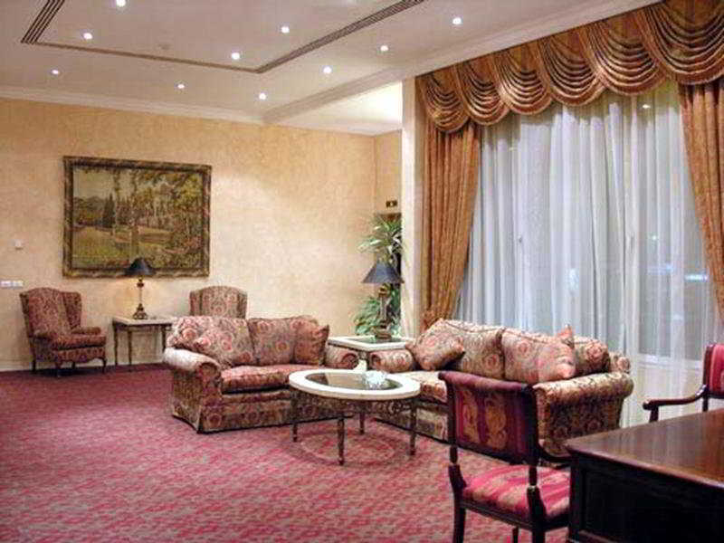 Carlton Al Moaibed Dammam